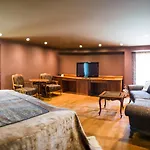 호텔 Ventura Boutique 3*